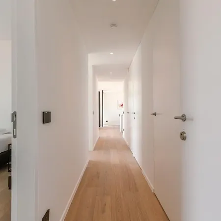 アパート New, Luxurious And Modern With Private Parking コクセッド
